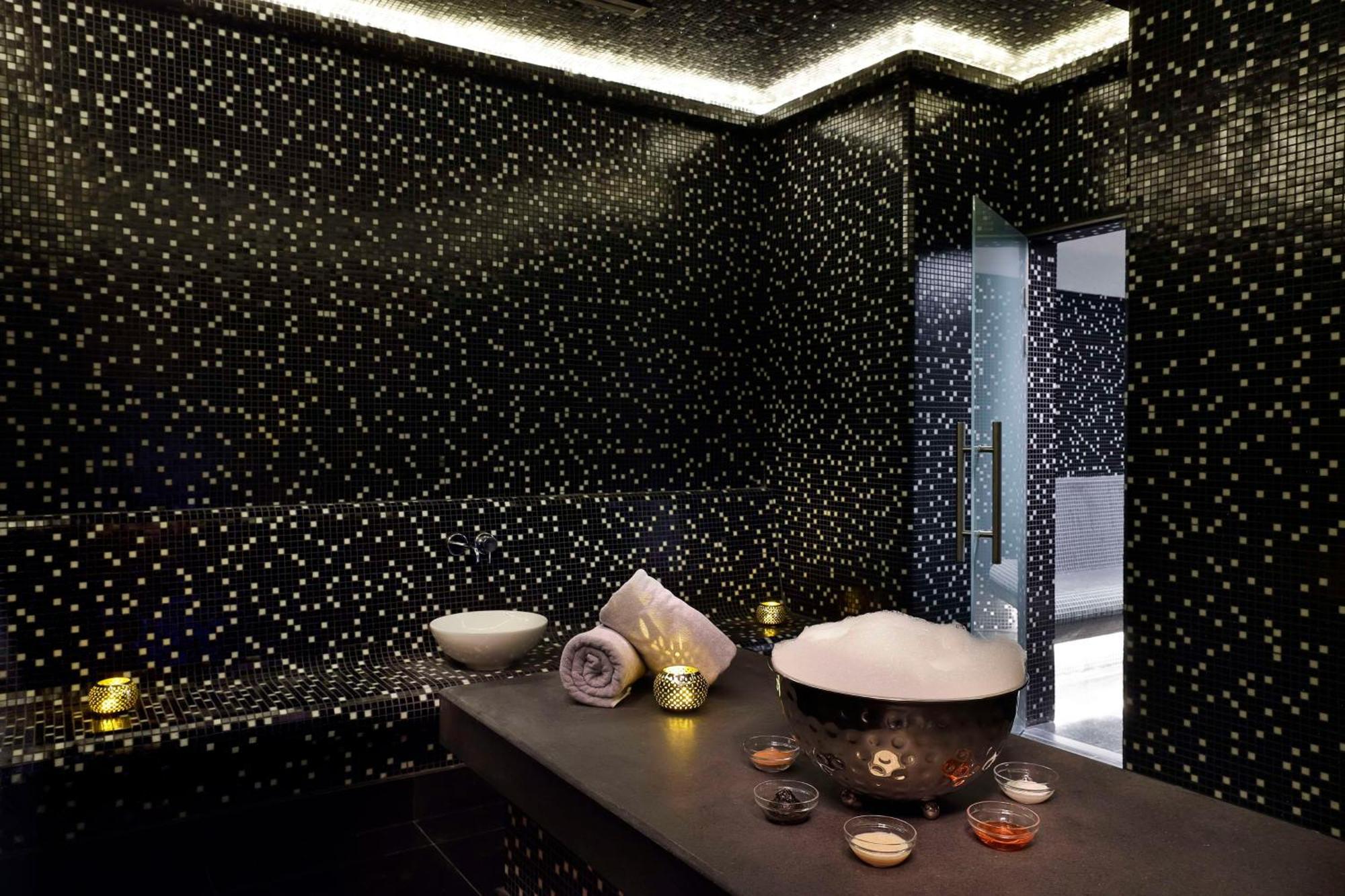 Hilton Riyadh Olaya Экстерьер фото
