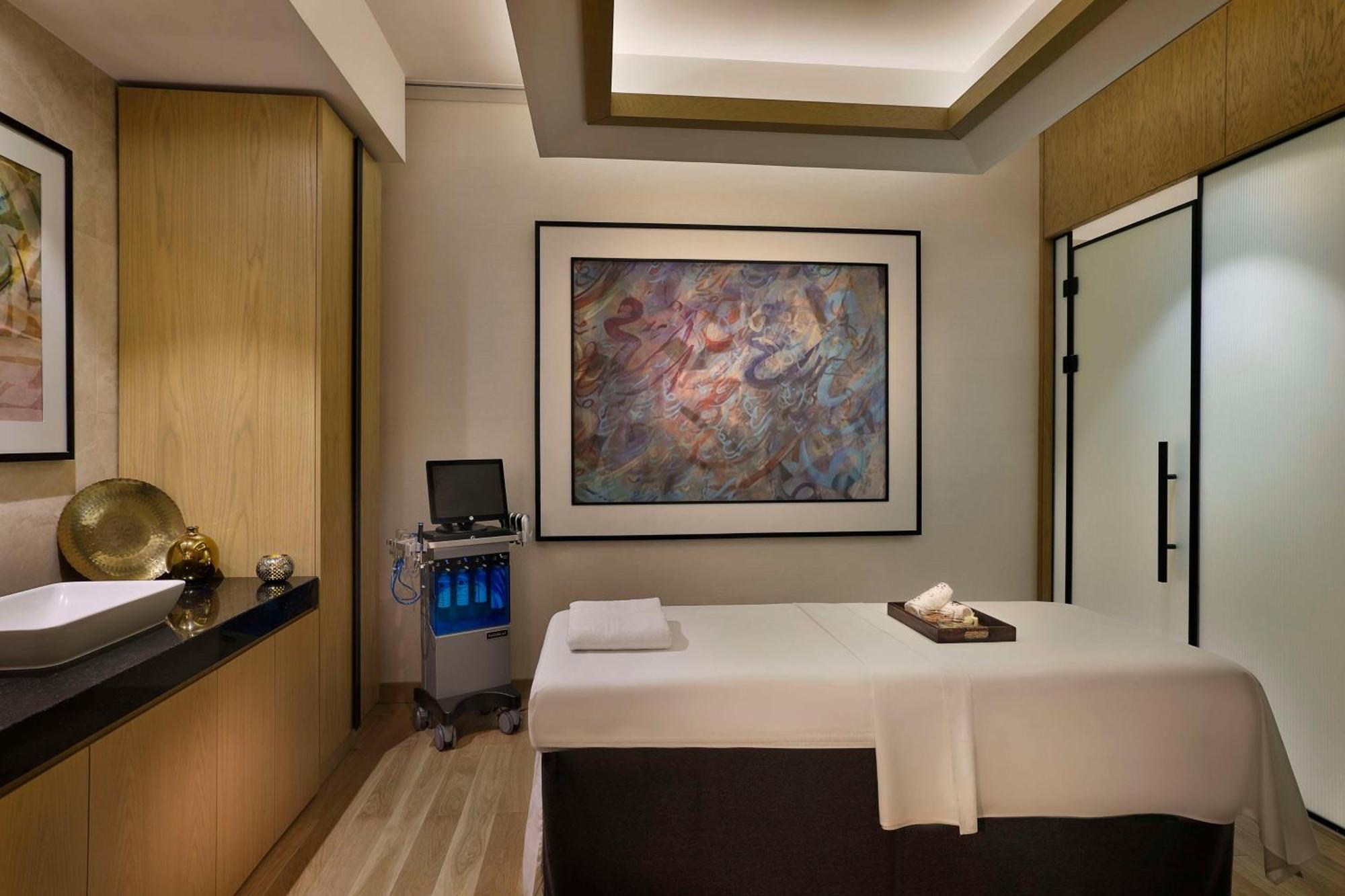 Hilton Riyadh Olaya Экстерьер фото