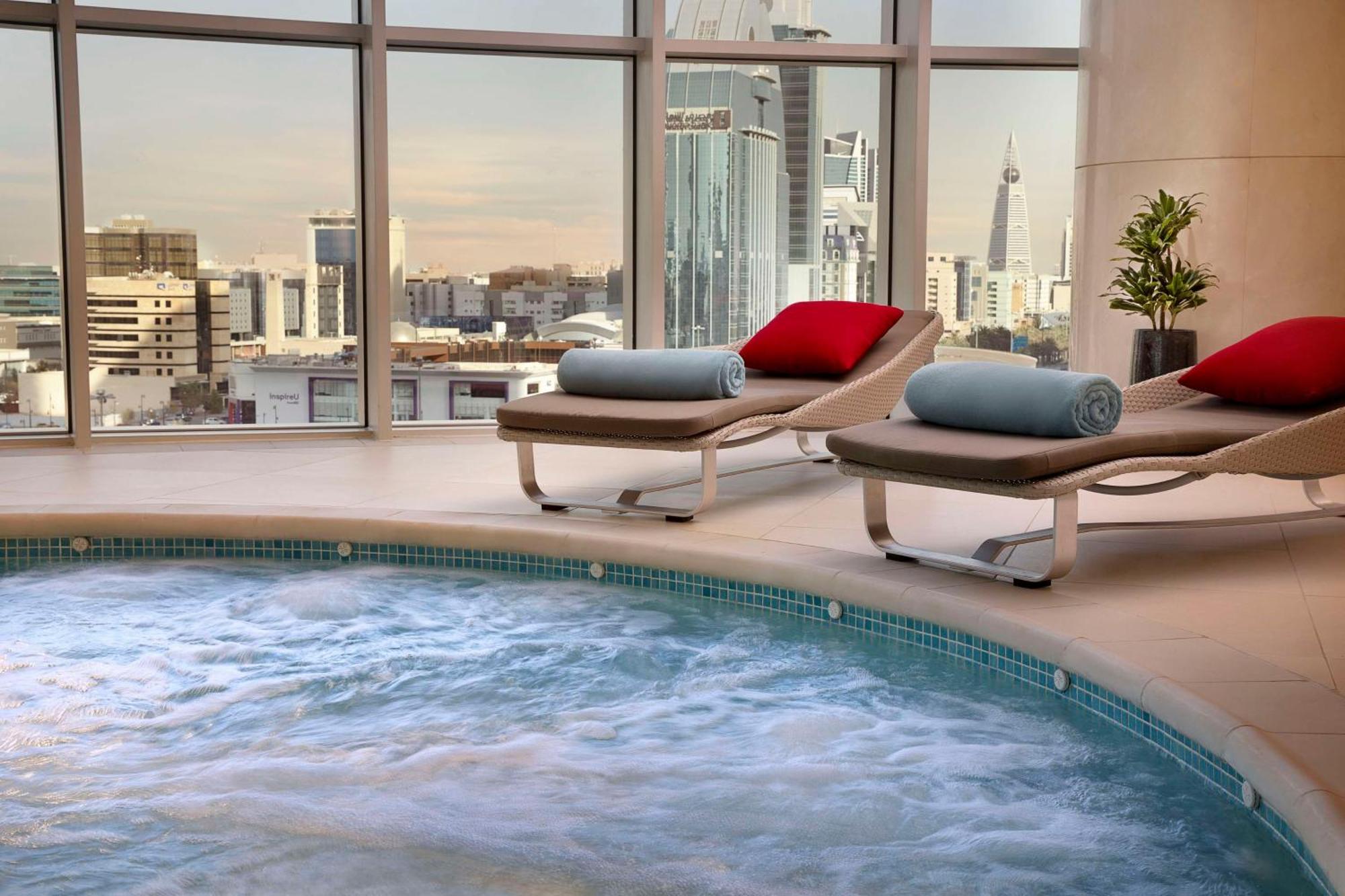 Hilton Riyadh Olaya Экстерьер фото